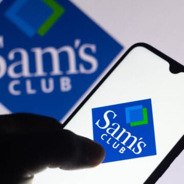 August 10, 2021, Brazil. In this photo illustration the Sams Club logo seen displayed on a smartphone